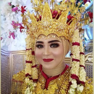 Vivin Apriyanti profile icon