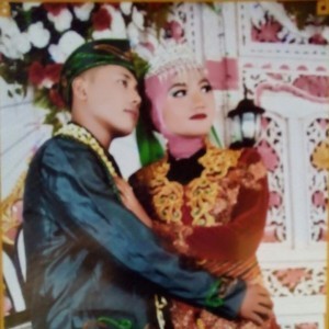 Ervi Yunita profile icon