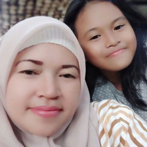 Lissa Fitri Fitri profile icon