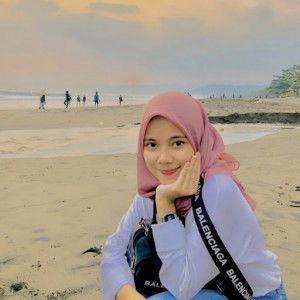 miira aprynii profile icon