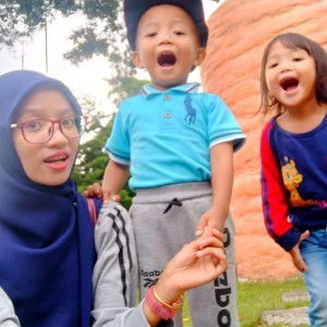 JuLieousy YouLie profile icon