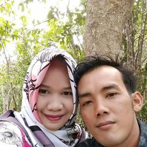 Rina Hertiena profile icon