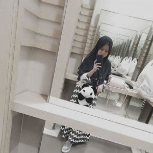 Sri Susantia profile icon