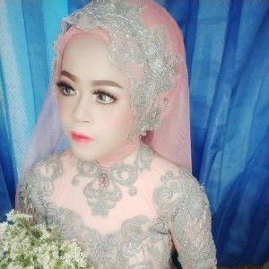 Pursita Rini profile icon