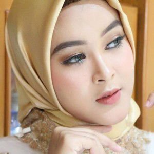 Arum Hester profile icon