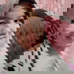 Rizka afriza profile icon