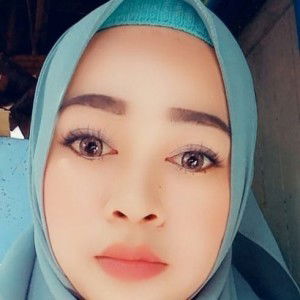 Isma Yanti profile icon