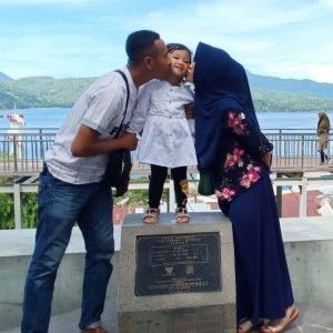 Thrie Mya profile icon