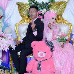 Elys Nuryani profile icon