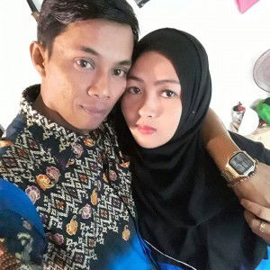 Ria Riana profile icon