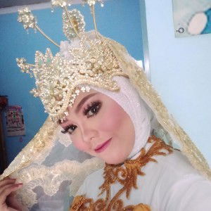 Dinii Hardianti profile icon