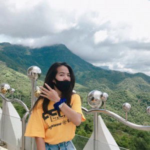 สมทรง' ปีนข้ามรั้ว profile icon