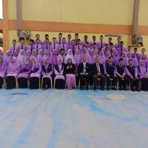 SHAZANA SAHARUDIN profile icon