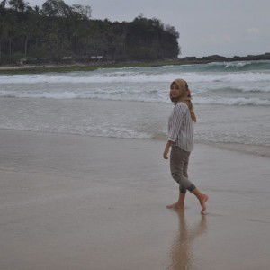 Erni Adjah profile icon