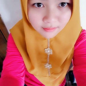 Desi Arianti profile icon