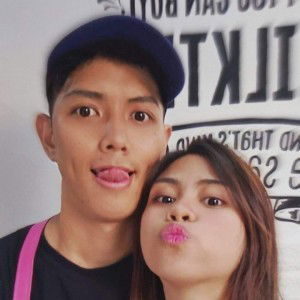 Mark E. Santos profile icon