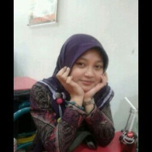 indah listriani profile icon