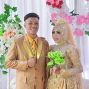 Chica fitria profile icon