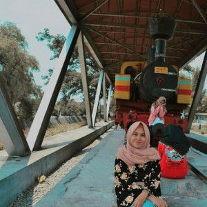 Kurnia Sari profile icon