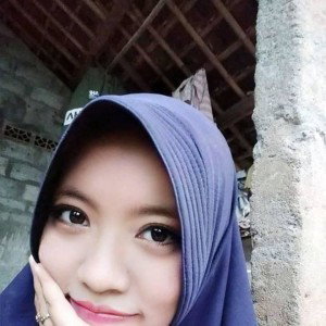 Henii Ariyanti profile icon