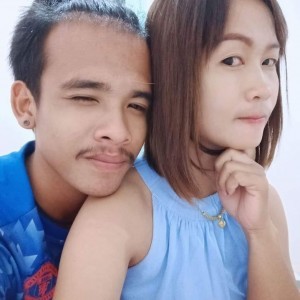 หญิงรี เซลฟี่ ชิคุชิคุ profile icon