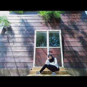 Santika Febri profile icon