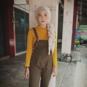 Nadia Yalor profile icon