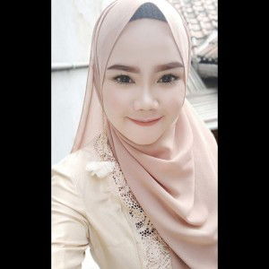 Adelvina Devi Anggraeni profile icon