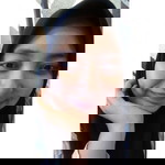 Della Amades Putri profile icon