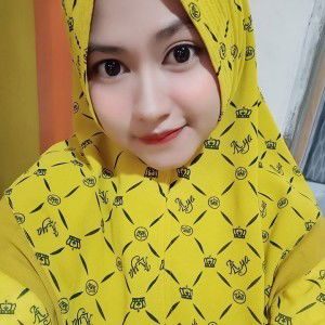 Ika Husnia Wati profile icon