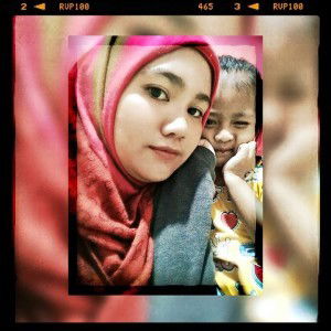 Nasrah Munir Lin profile icon