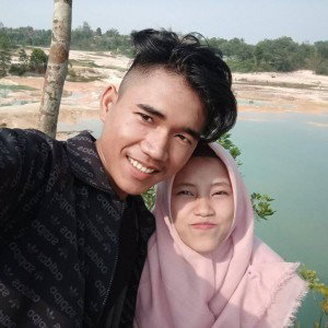 Henni Yunita profile icon