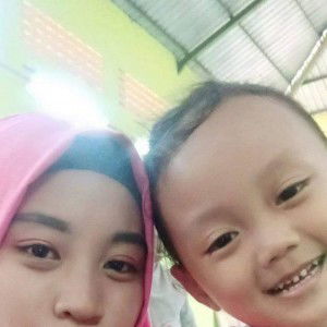 Arum Wulan Sari profile icon