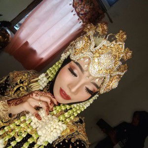 Ameliazhiezie Zhie profile icon