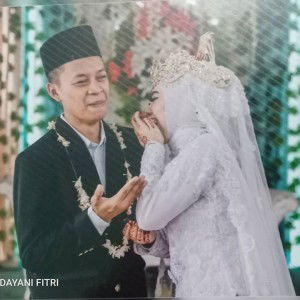 Fitri Handayani Al-khofifah profile icon