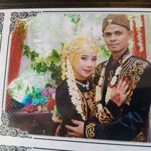 Ria Andriyani profile icon