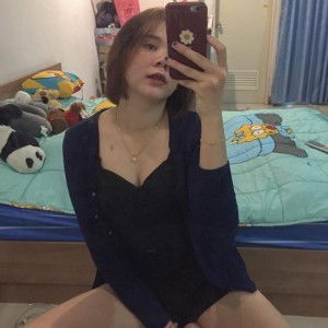 Charinrat profile icon