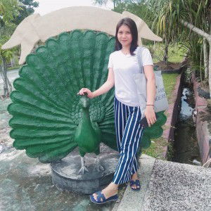 Yuliana Dewi profile icon