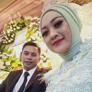 Riza Fransisca profile icon