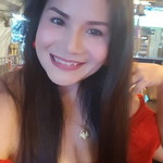 Priya Young profile icon
