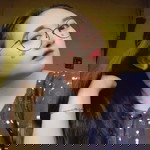 Ela Sari profile icon