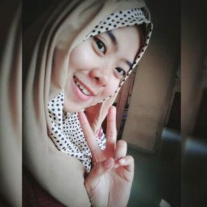 R Indah Maulidya profile icon