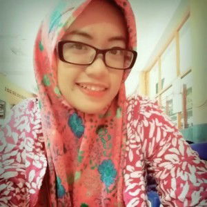 Risti Puspita profile icon