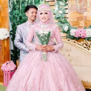 Nur Aini Azura profile icon