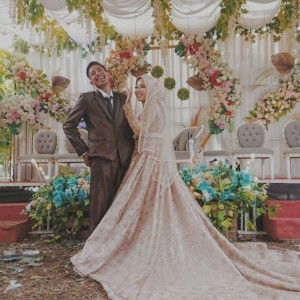 Indah Lestari W profile icon