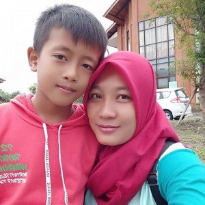 Erna Awan profile icon