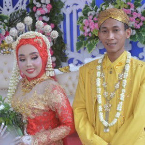 Eka Pratiwii profile icon