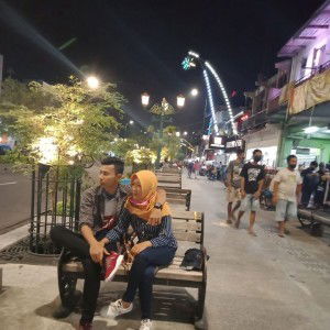 Eva Yulianti profile icon