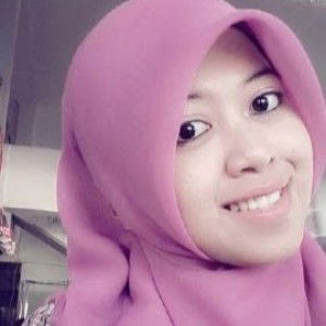 selly oktaviani profile icon