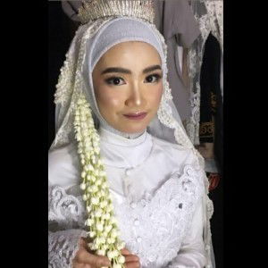 Chindy Alviolita profile icon